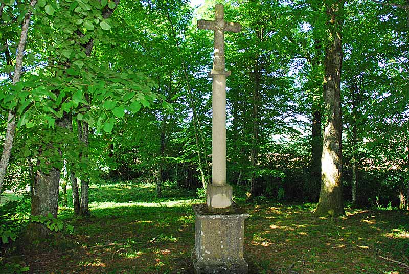 CROIX DES MYRIOTTES A VERSEILLES-LE-HAUT