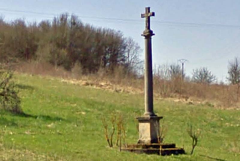 CROIX DE NEUVELLE-LES-VOISEY