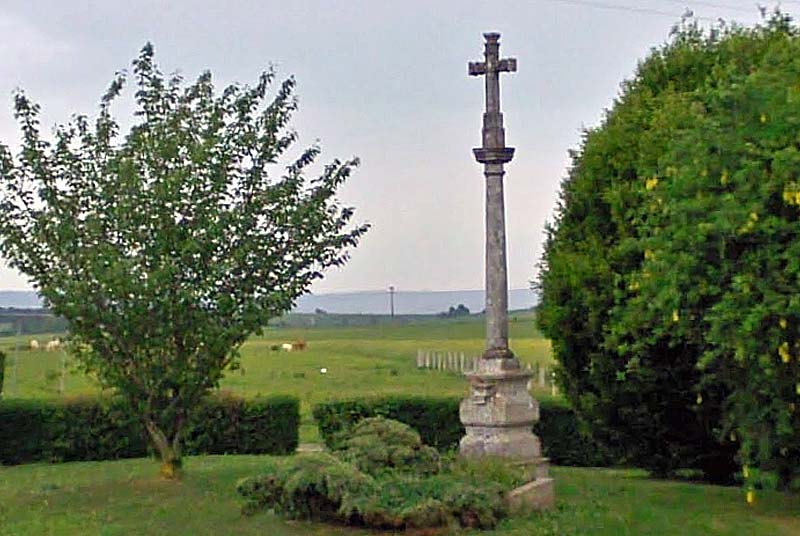 CROIX DE RAVENNEFONTAINES (2)
