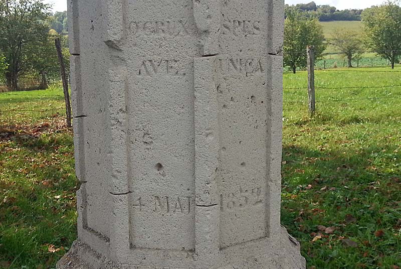 CROIX SAINT-PIERRE DE CORLEE