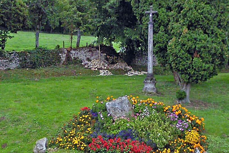 CROIX DE TRONCHOY (1)
