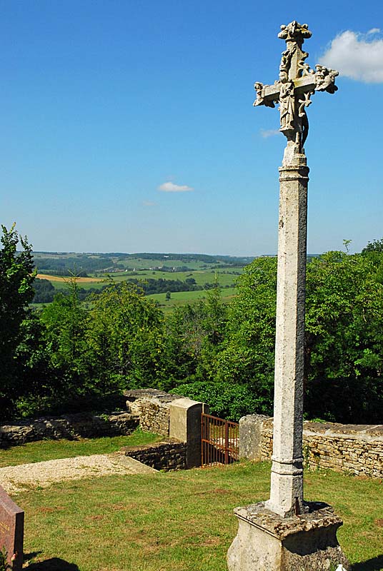 CROIX DE CIMETIERE DE VERSEILLES-LE-HAUT, Verseilles-le-Haut