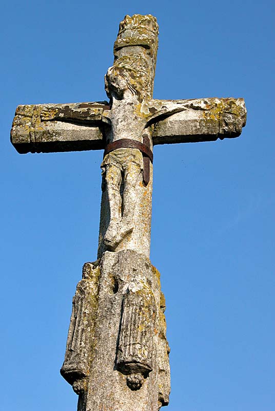 CROIX XVIe SIECLE DE VEVRES-SOUS-PRANGEY, Villegusien-le-Lac - photo 5