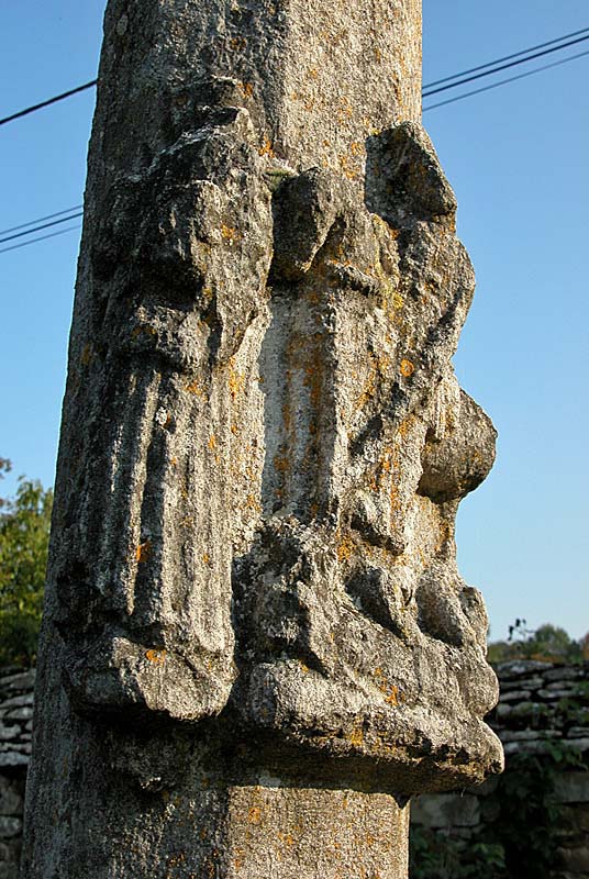 CROIX XVIe SIECLE DE VEVRES-SOUS-PRANGEY, Villegusien-le-Lac - photo 3