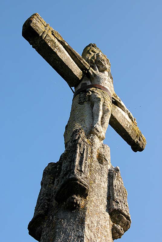 CROIX XVIe SIECLE DE VEVRES-SOUS-PRANGEY, Villegusien-le-Lac - photo 7