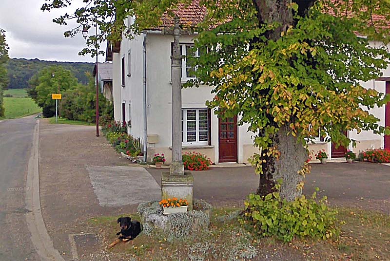 CROIX DE VOISINES (1)