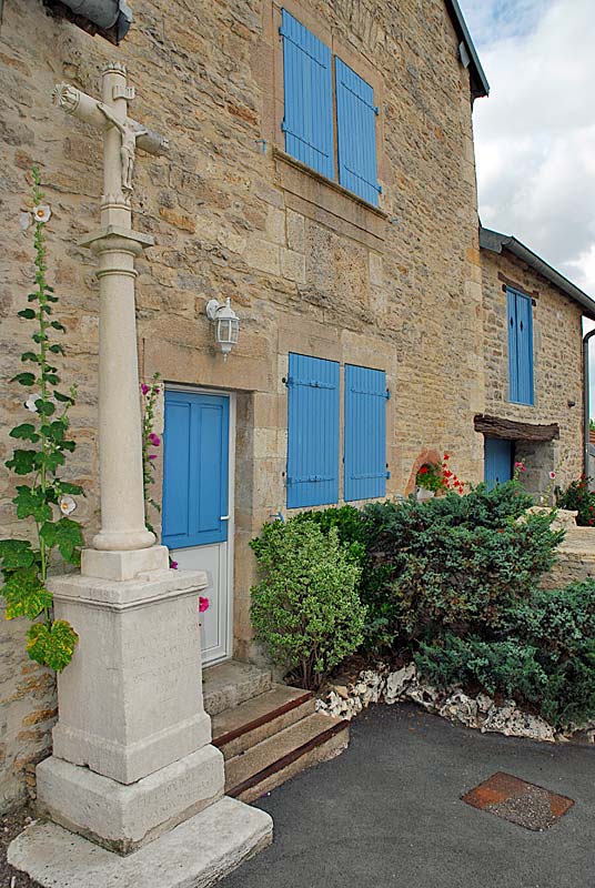 CROIX VOTIVE D'AUBIGNY, Le Montsaugeonnais - photo 5