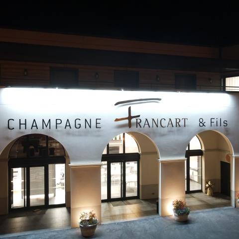 champagne-francart-salle-nuit