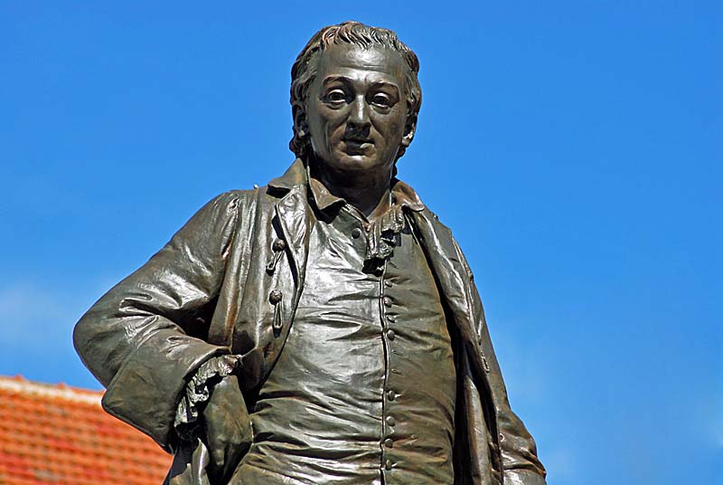 STATUE ET PLACE DIDEROT