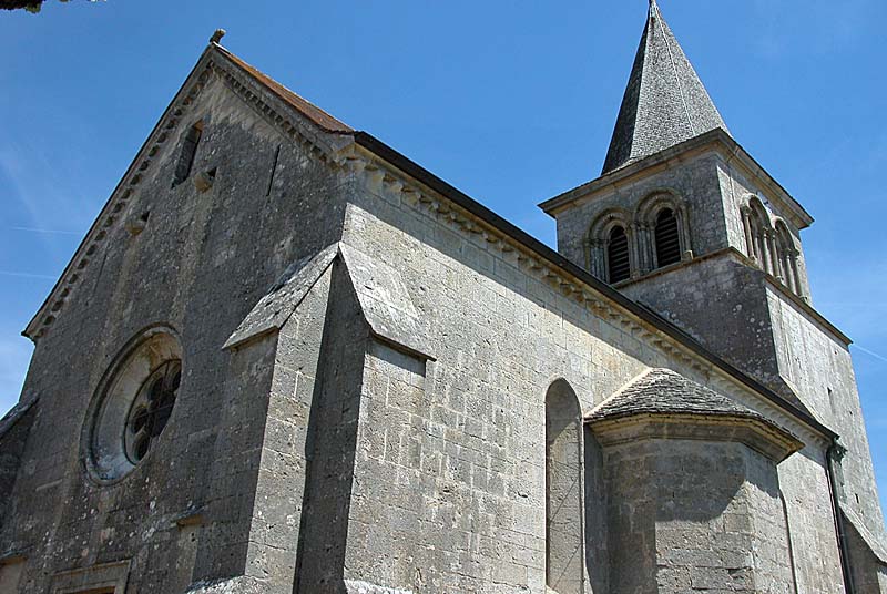 EGLISE SAINT-PIERRE-ES-LIENS D'ARBOT