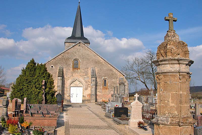 LANTERNE DES MORTS A COUBLANC