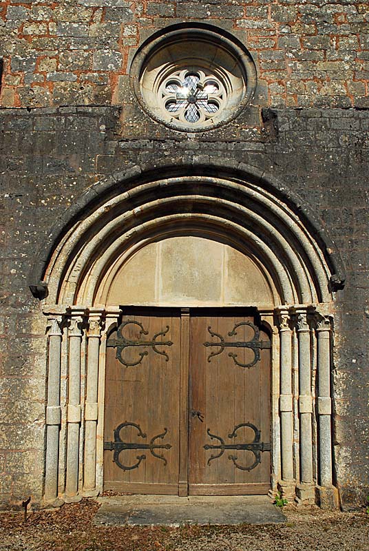 EGLISE NOTRE-DAME-DE-LA-NATIVITE DE MONTSAUGEON, Le Montsaugeonnais - photo 6