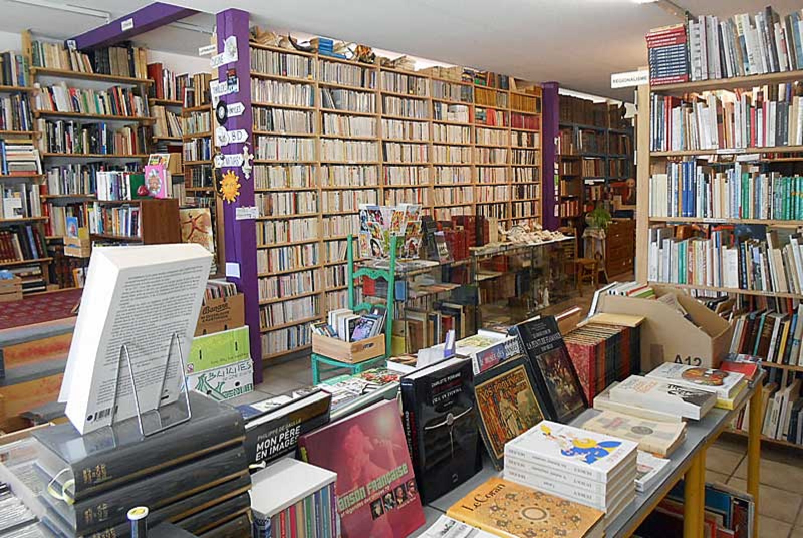 LIVRES ET VINYLES D'OCCASION - BOUQUINISTE