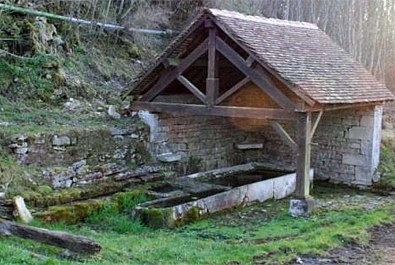 LAVOIR DE LA FONTAINE AUX CLERCS