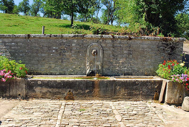 FONTAINE DE LA PISSOTTE D'APREY