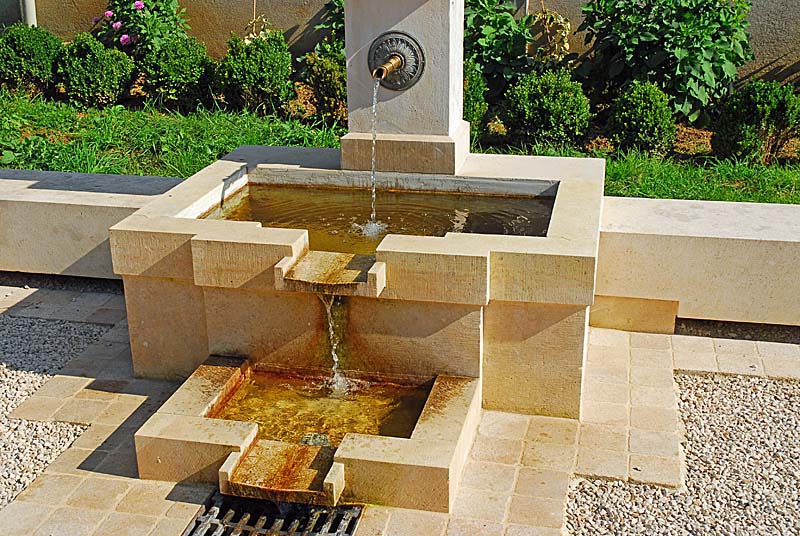 FONTAINE DE CHARMES, Charmes - photo 2