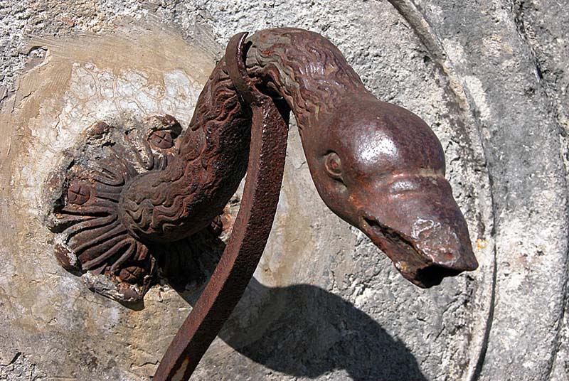 FONTAINE SAINT-CLAUDE DE TERNAT