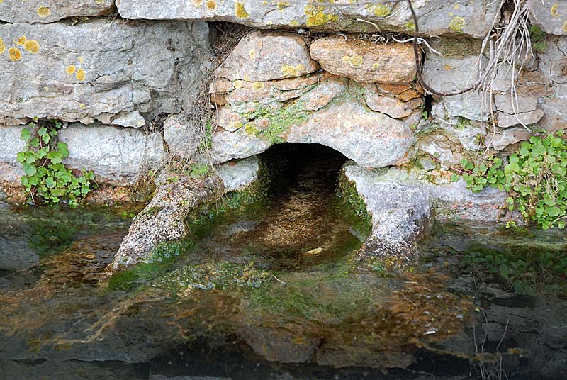 Fontaine des trois Rois, Langres - photo 4