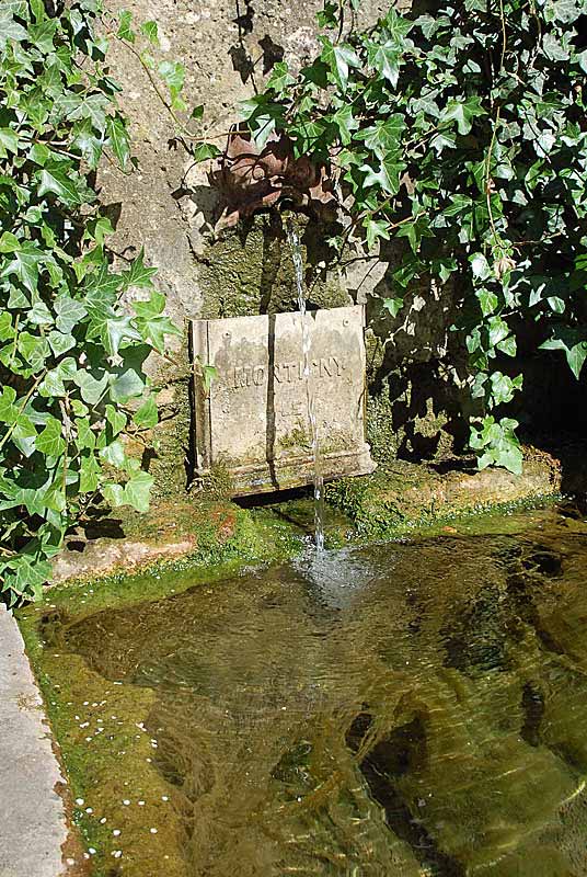 Fontaine au roi de Montigny-le-Roi, Val-de-Meuse - photo 3