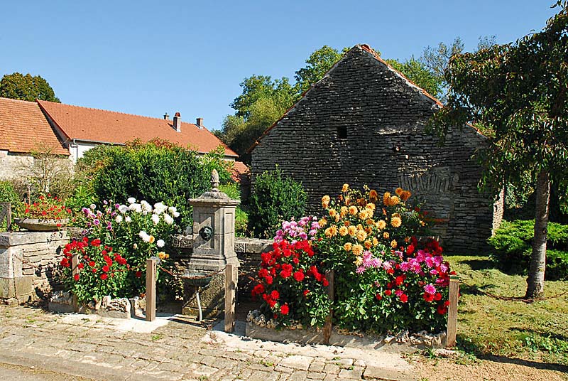 ANCIENNE FONTAINE DE FAVEROLLES, Faverolles - photo 2