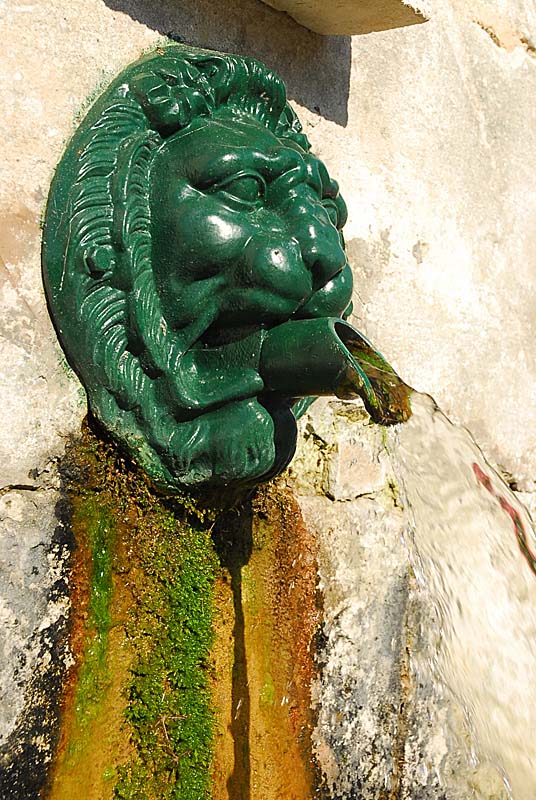 FONTAINE DE FAVEROLLES, Faverolles