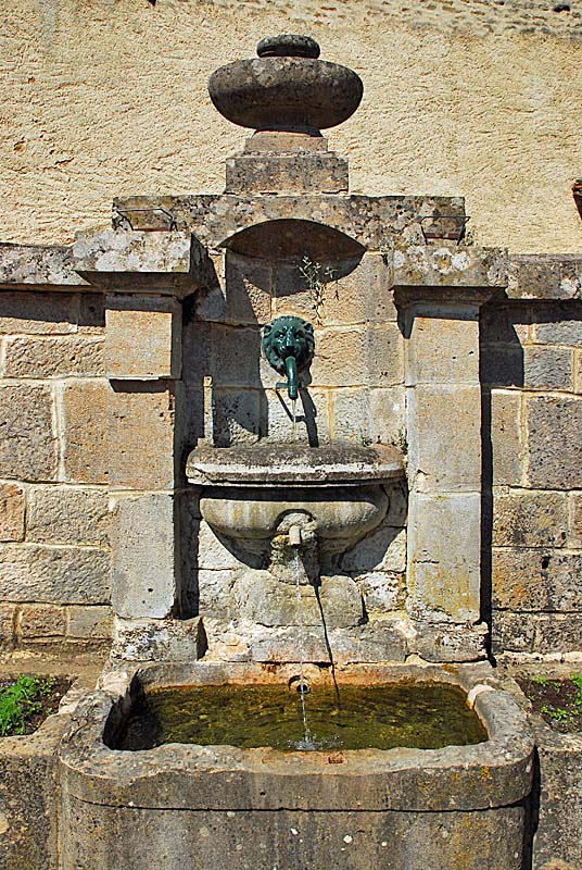 FONTAINE DE NOIDANT-LE-ROCHEUX, Noidant-le-Rocheux - photo 3
