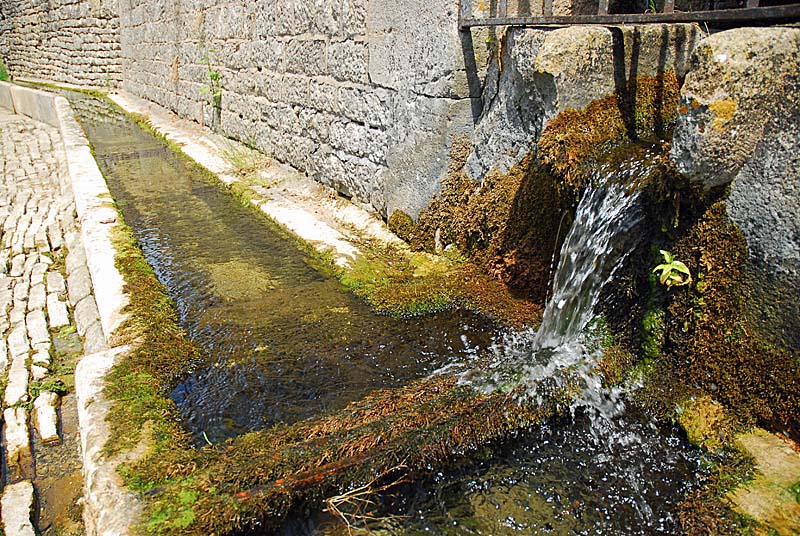 FONTAINE ET LAVOIR DE SAINTS-GEOSMES, Saints-Geosmes - photo 10