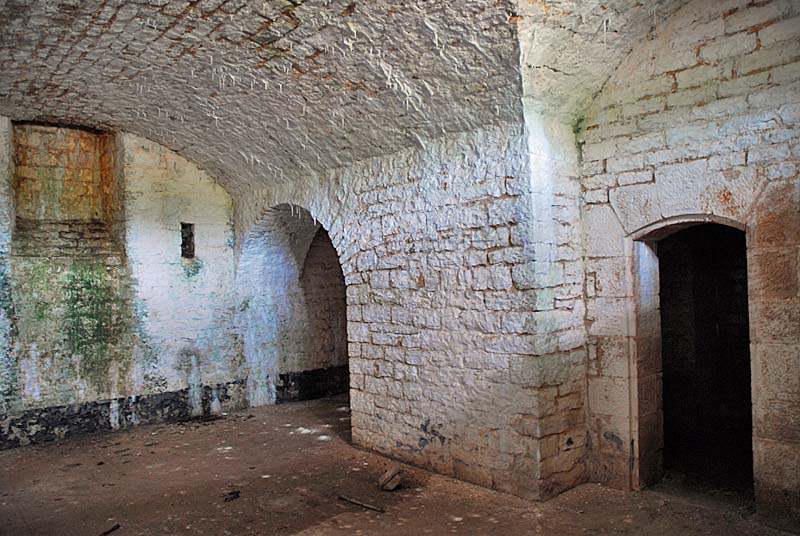 FORT DE LA BONNELLE, Saints-Geosmes - photo 34