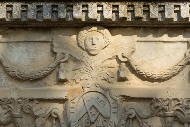 FRONTON COMPAGNONNIQUE