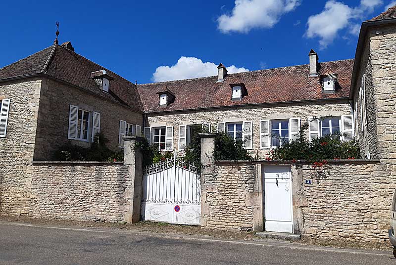 GITE « AUX DORMEURS DU VAL »