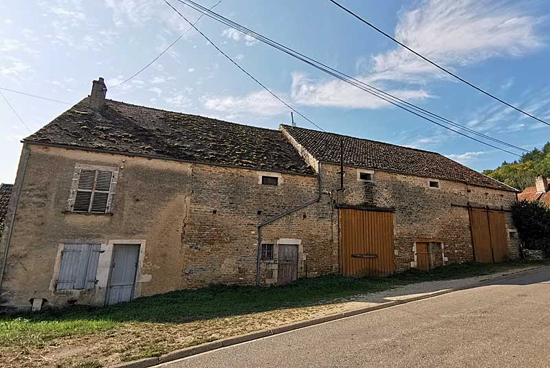 GRANGE DE VILLEMERVRY, Vals-des-Tilles - photo 2