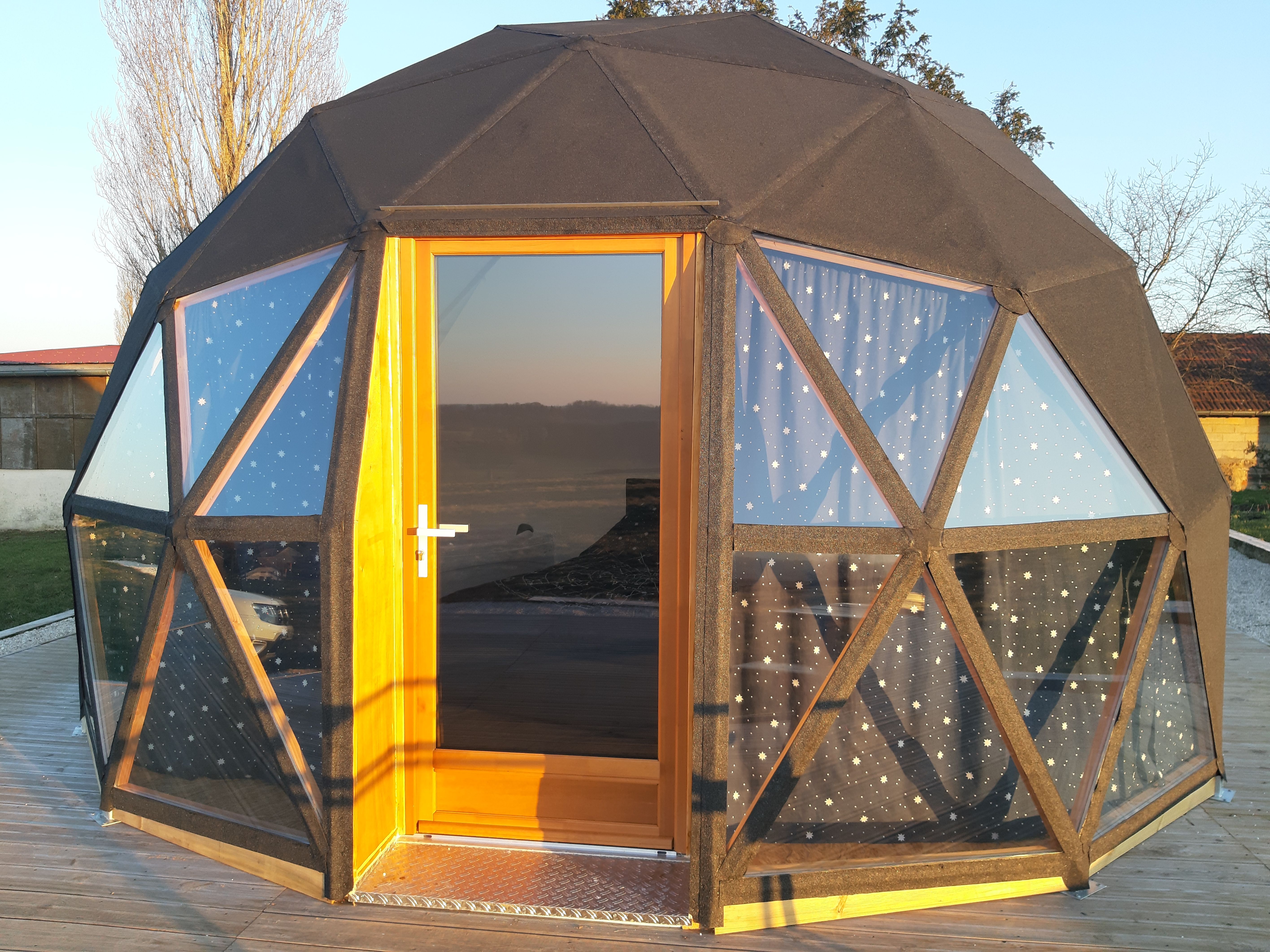 Dôme "La vue étoilée" avec petits-déjeuners