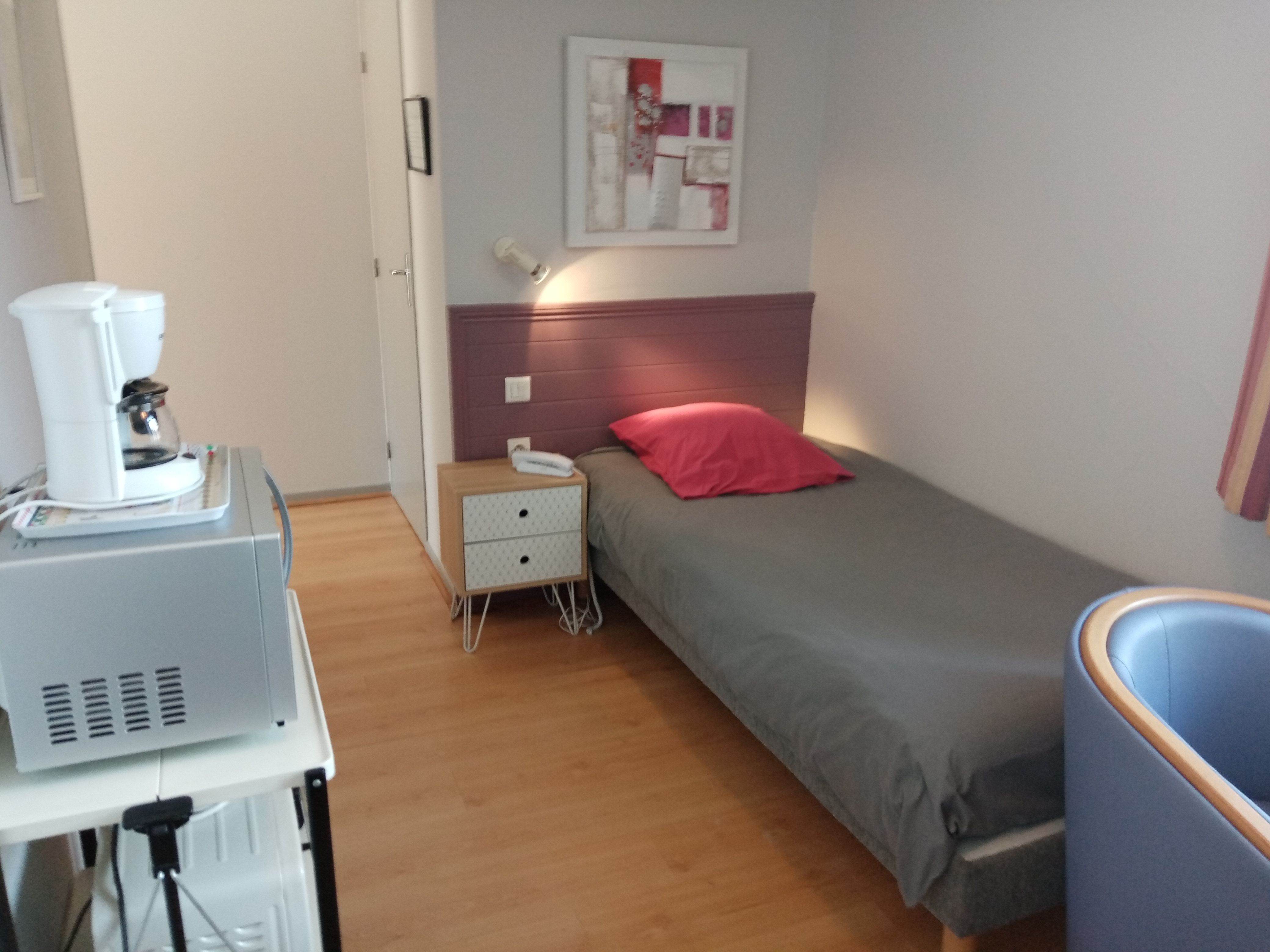 Standard 1 Studio 32