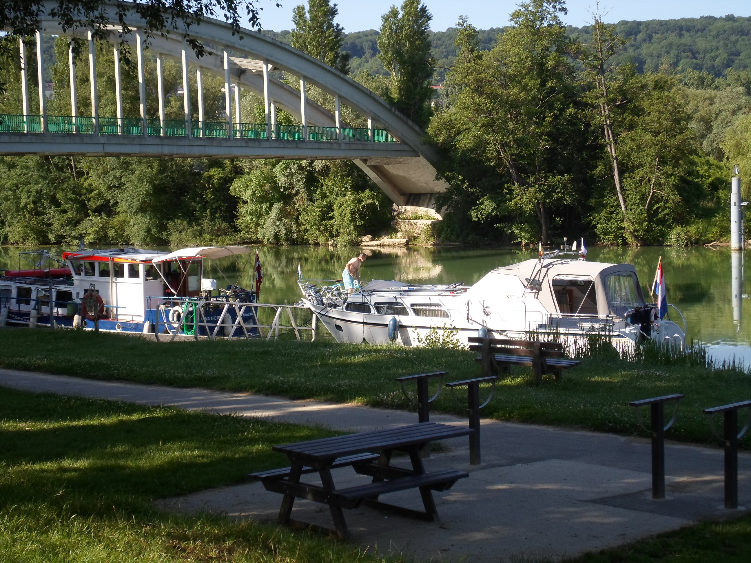 Halte pique-nique fluviale