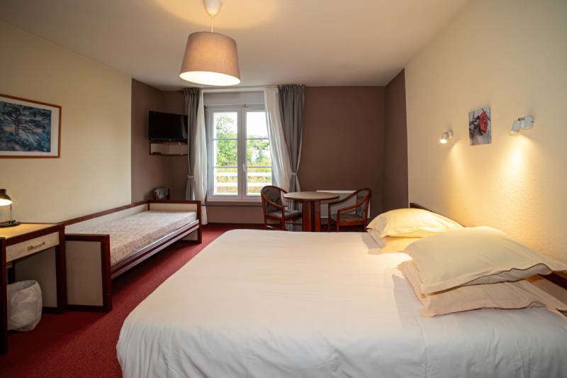 HÔTEL D'ORFEUIL, Bourbonne-les-Bains - photo 7