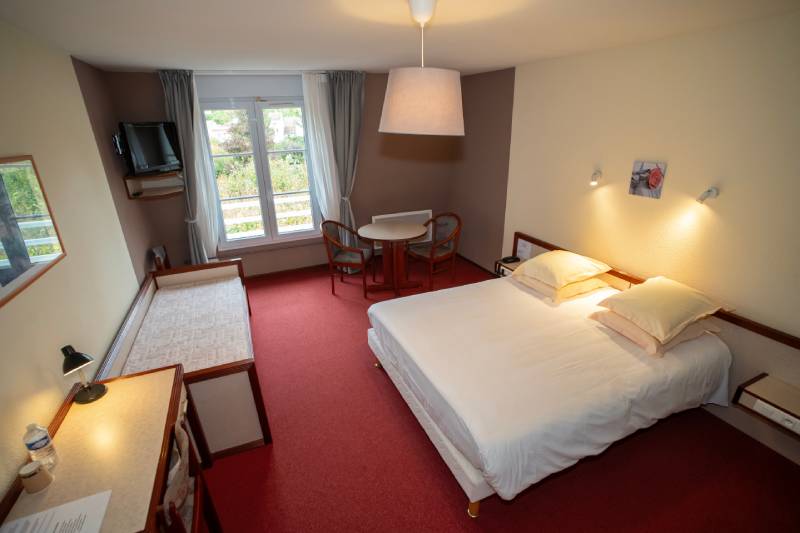 HÔTEL D'ORFEUIL, Bourbonne-les-Bains - photo 3