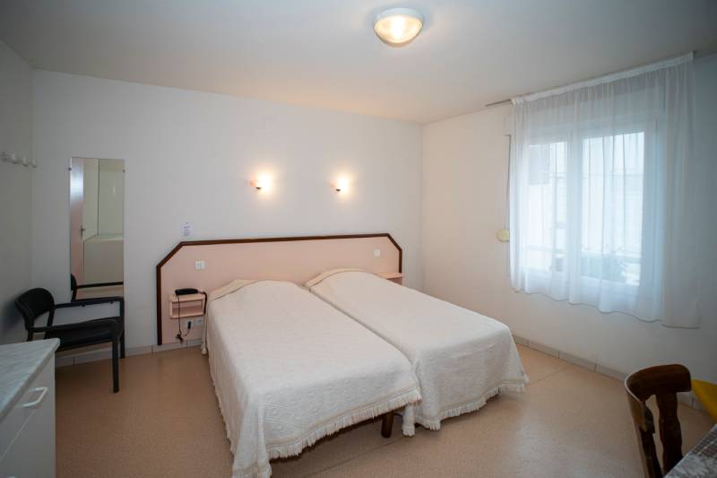 Hôtel restaurant Au Relais Thermal, Bourbonne-les-Bains - photo 3