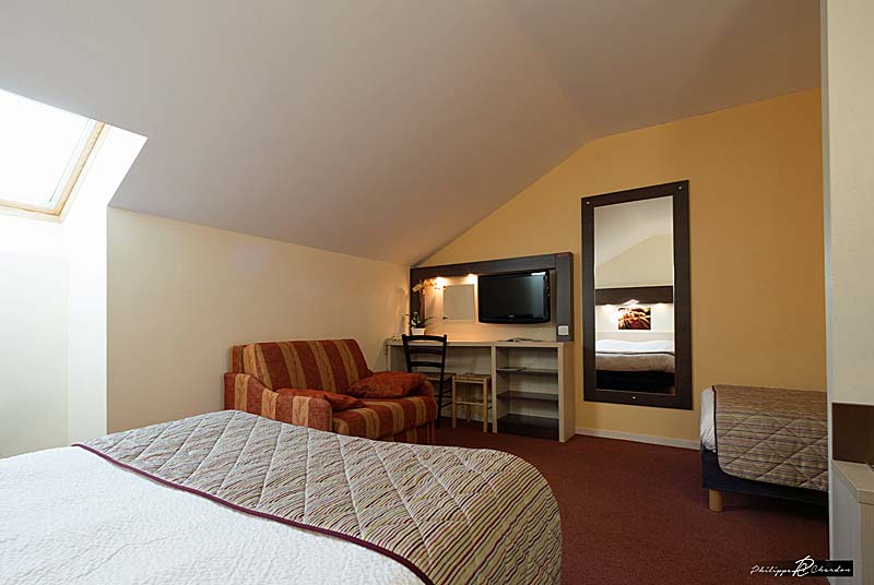 Jum'Hôtel, Saints-Geosmes - photo 12