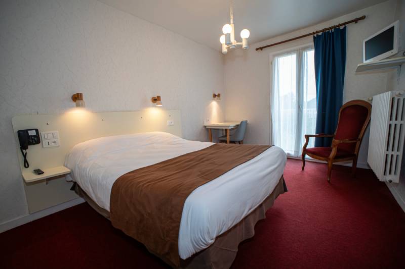 Hôtel les Lauriers Roses, Bourbonne-les-Bains