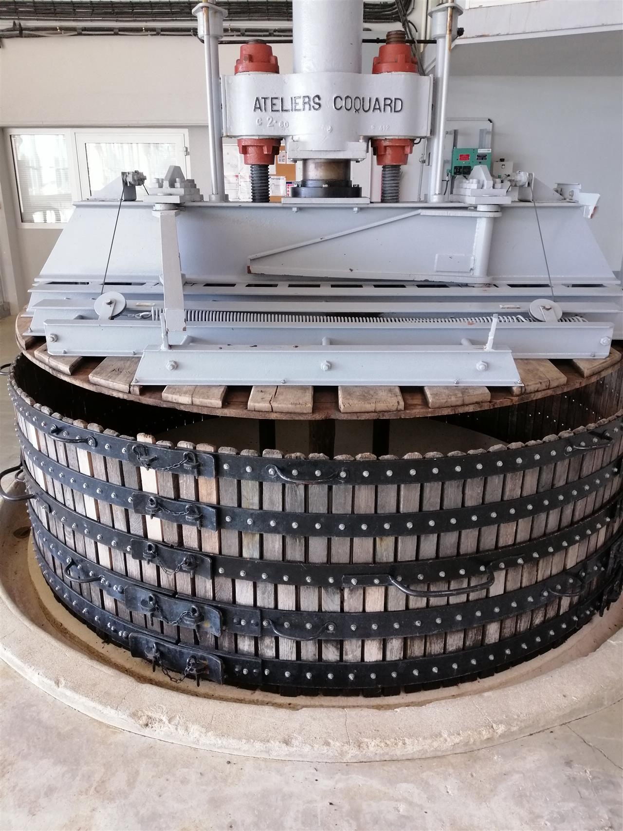 Champagne François-Principe Arnoult - Fleury-la-Rivière pressoir traditionnel