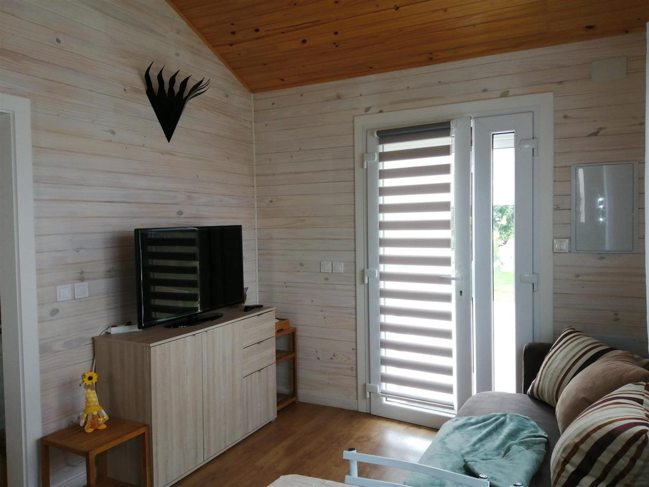 Gite les Tournesols salonn