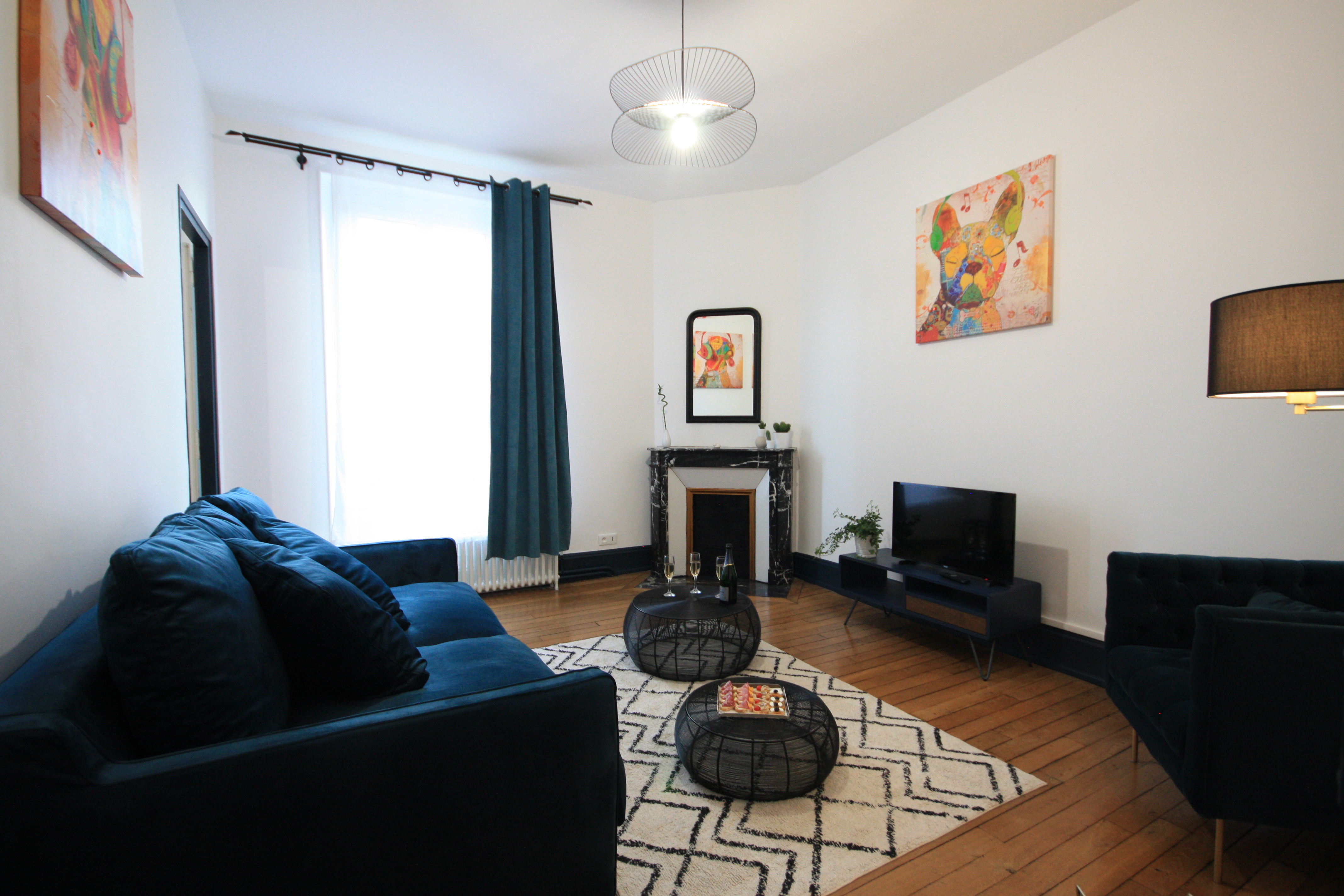 Chic & Blue Haussmannian Home