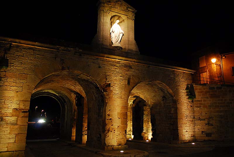 Porte des Terreaux ou Porte Neuve, Langres - photo 7