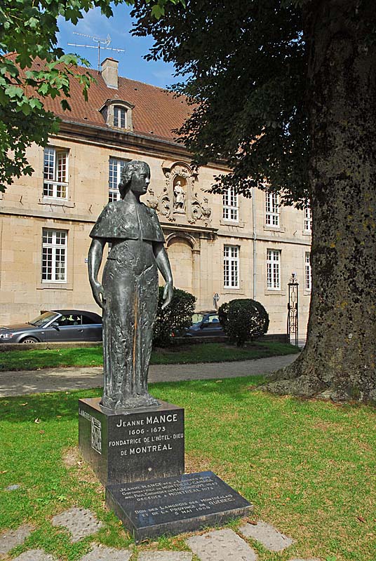 Statue de Jeanne Mance, Langres - photo 3