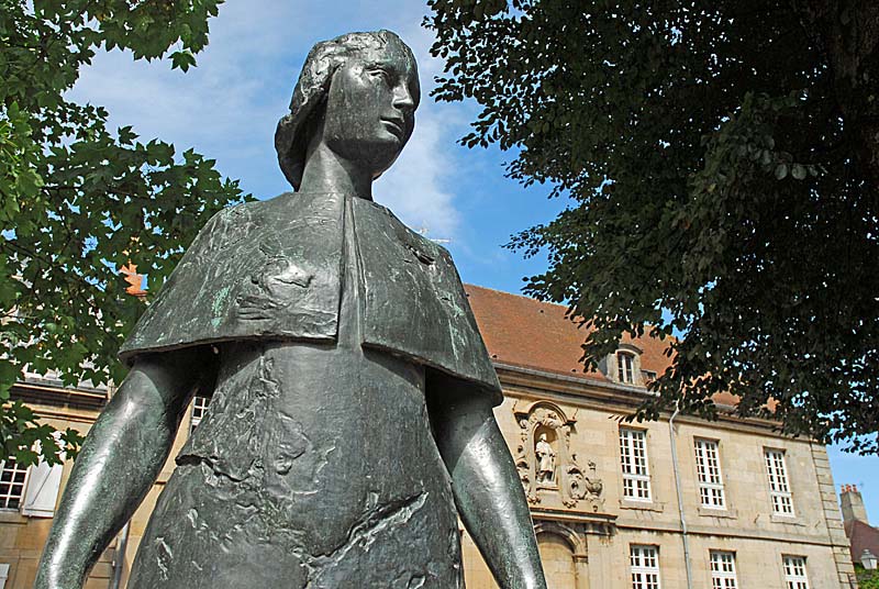 Statue de Jeanne Mance