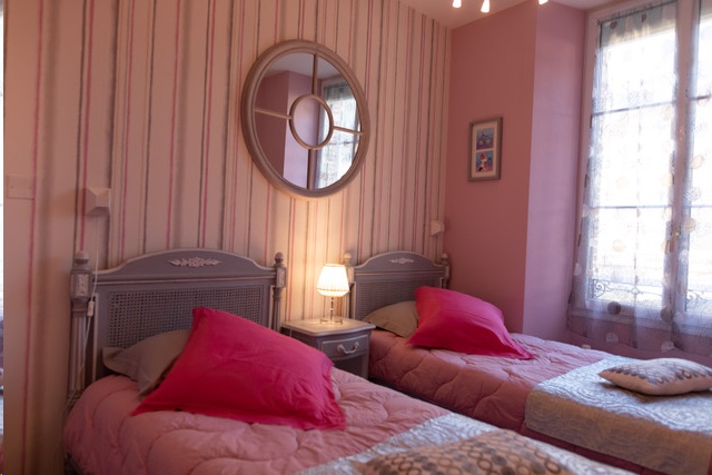 L'interfaces Epernay chambre 4 twin