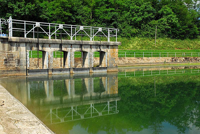 LAC DE CHARMES, Charmes - photo 2