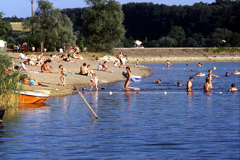 BAIGNADE AU LAC DE CHARMES, Changey - photo 4