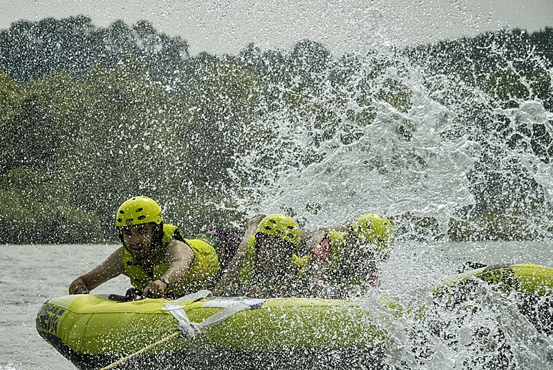 BOUEE TRACTEE - LAKE PARK - LAC DE LA LIEZ, Peigney