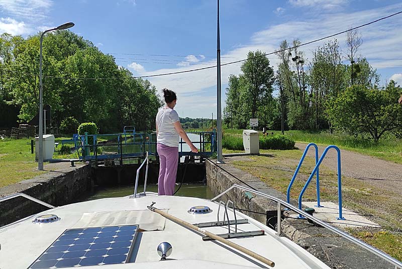 BALADE EN BATEAU SUR LE CANAL, Champigny-lès-Langres